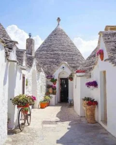 "Unveiling Italy's Enchanting Secret: The Magical Trulli Villages of Puglia!"